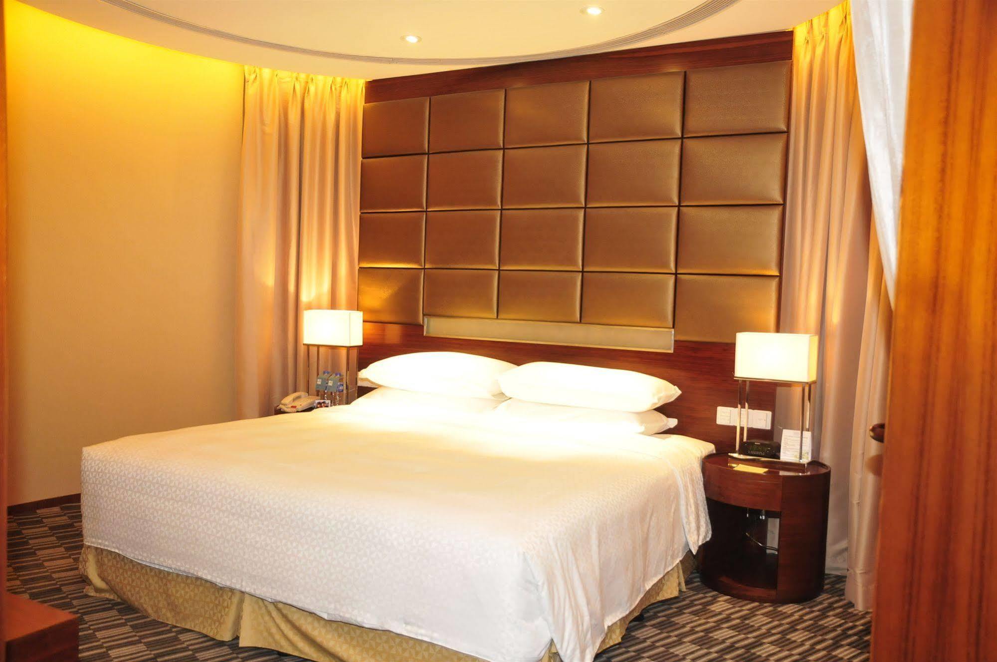 Four Points By Sheraton Taicang מראה חיצוני תמונה